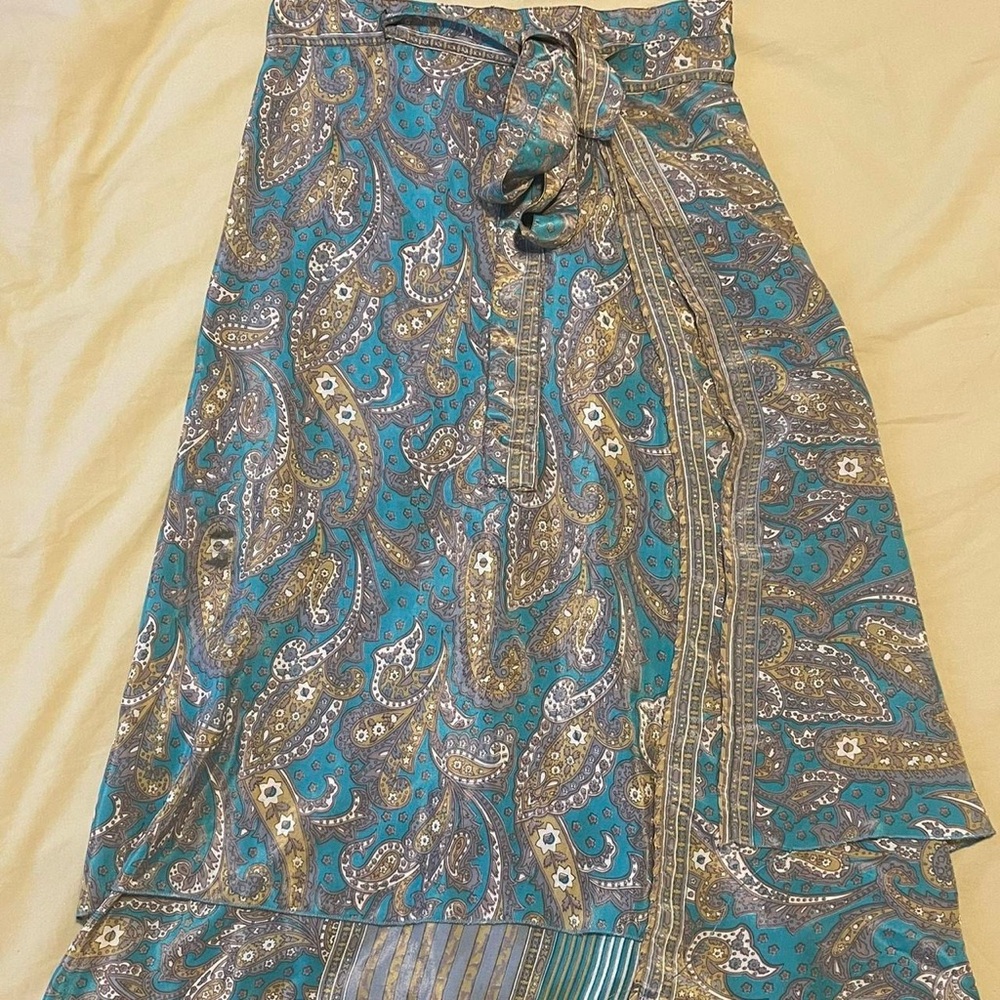 Turquoise /Green Paisley Wrap Skirt - Picture 2 of 4
